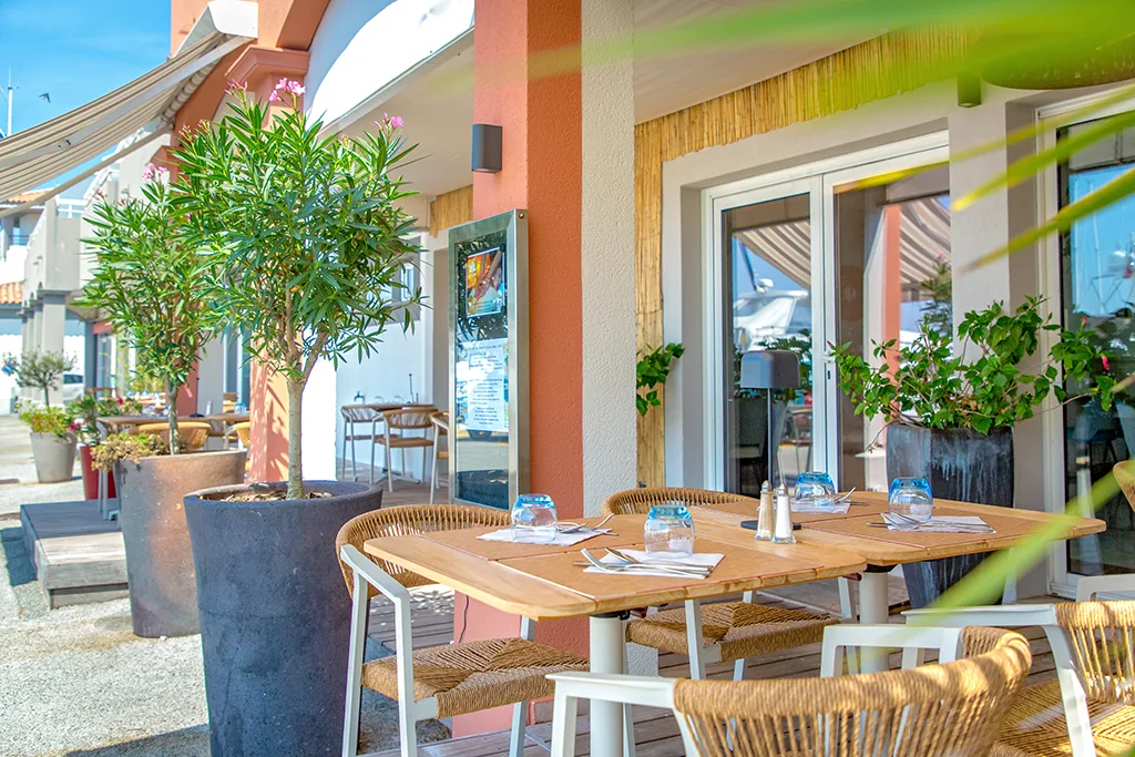 Restaurant — photo 79